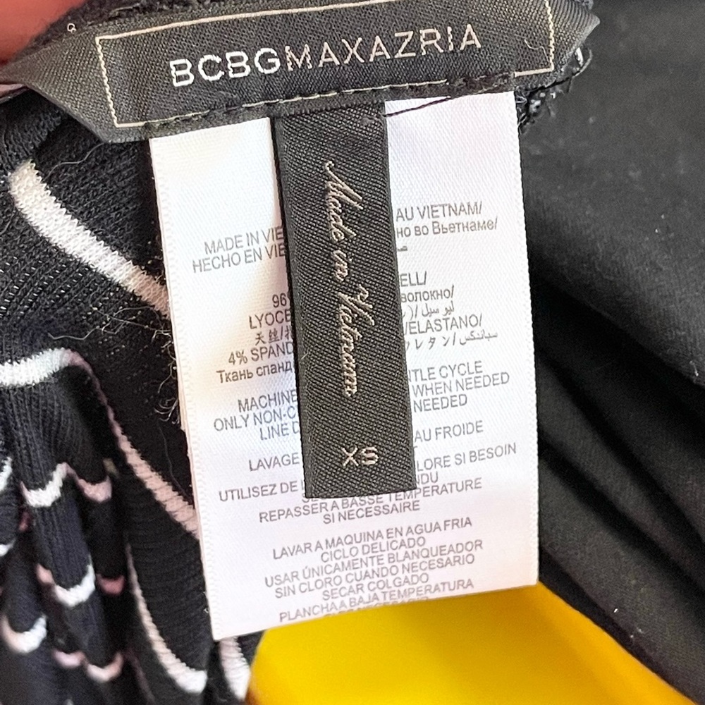 Versatile Bcbgmaxazria Ribbed Lightweight Bodycon… - image 7